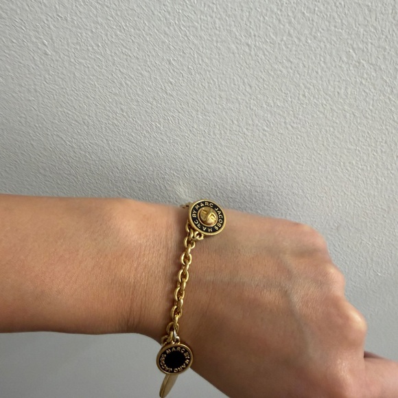 Marc by Marc Jacob’s gold bracelet - Picture 3 of 4